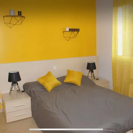 Les Terrasses De Lozari Apartment